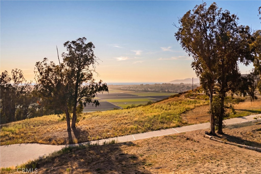 2 Castle Bluff Road Arroyo Grande, CA 93420 - Photo 1 of 34 Gallery Image 1