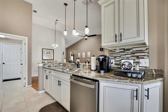 $299,000 | 1424 Pinewood Hills Court, Spring Hill, FL 34606