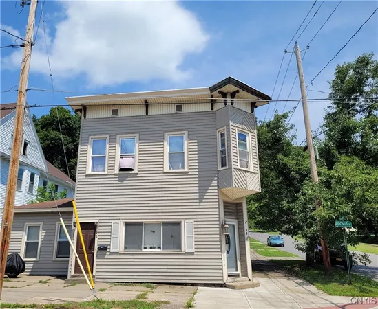 $149,000 | 100 Loomis Street, Little Falls, NY 13365