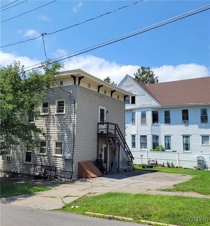 $149,000 | 100 Loomis Street, Little Falls, NY 13365