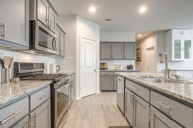 $365,000 | 8609 Mirror Lk Drive, Fort Worth, TX 76179