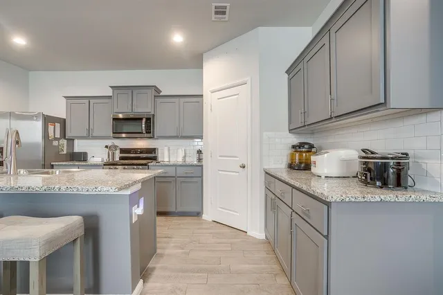 $365,000 | 8609 Mirror Lk Drive, Fort Worth, TX 76179