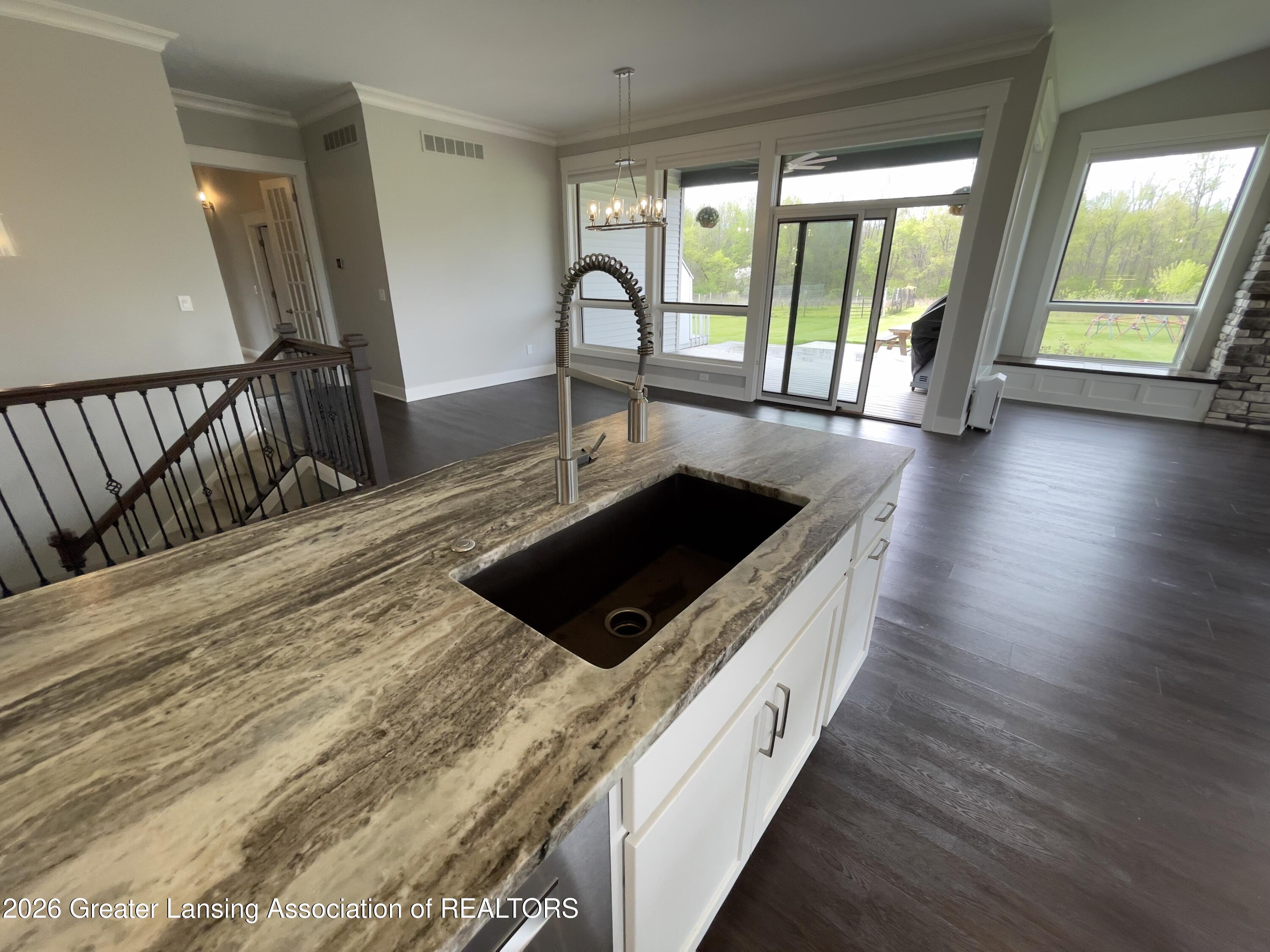 278 East Haslett Haslett, MI 48840 - Photo 15 of 44 Granite kitchen sink