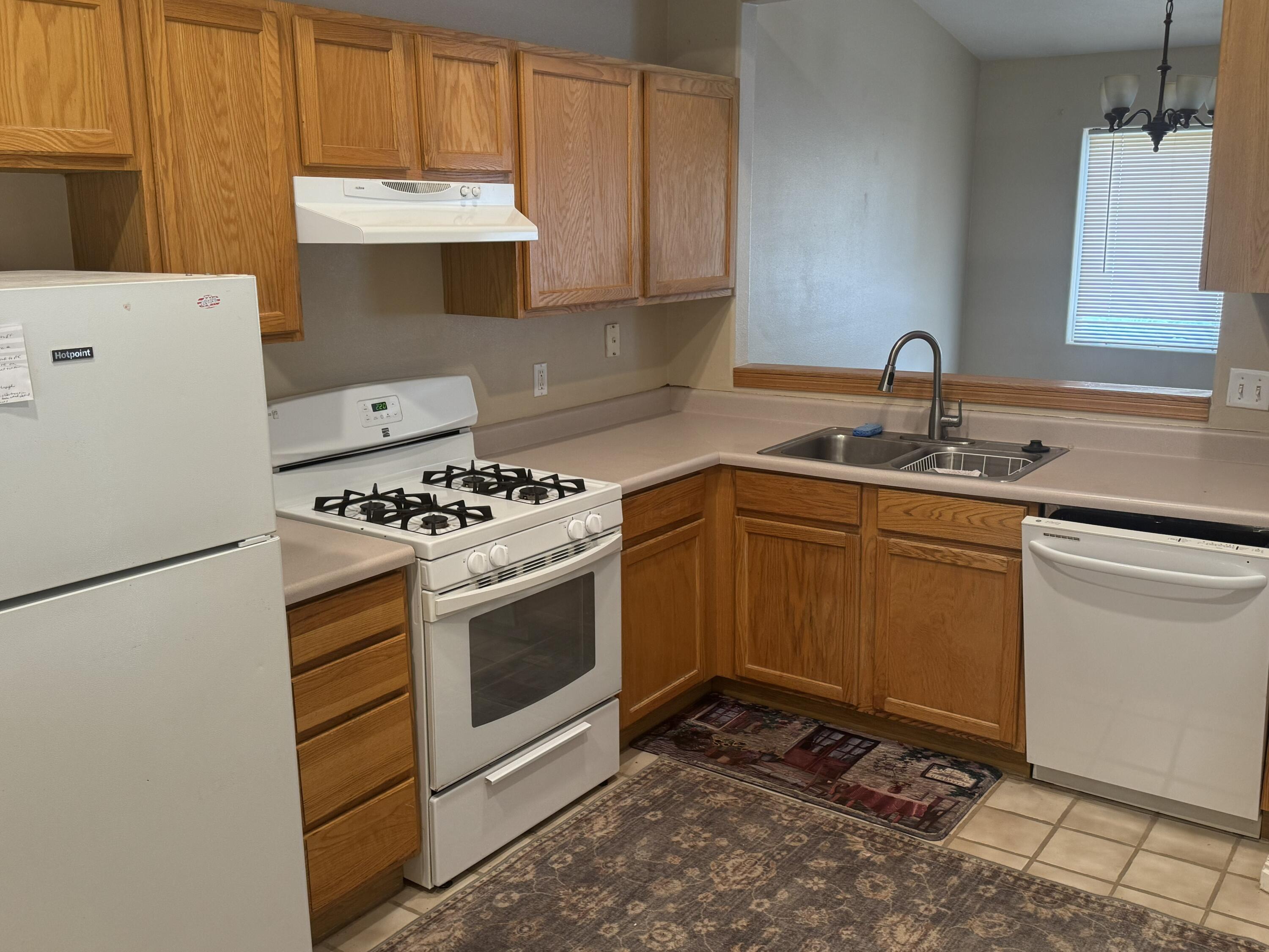 1280 East Midvalley Road Cedar City, UT 84721 - Photo 3 of 18 IMG_1696