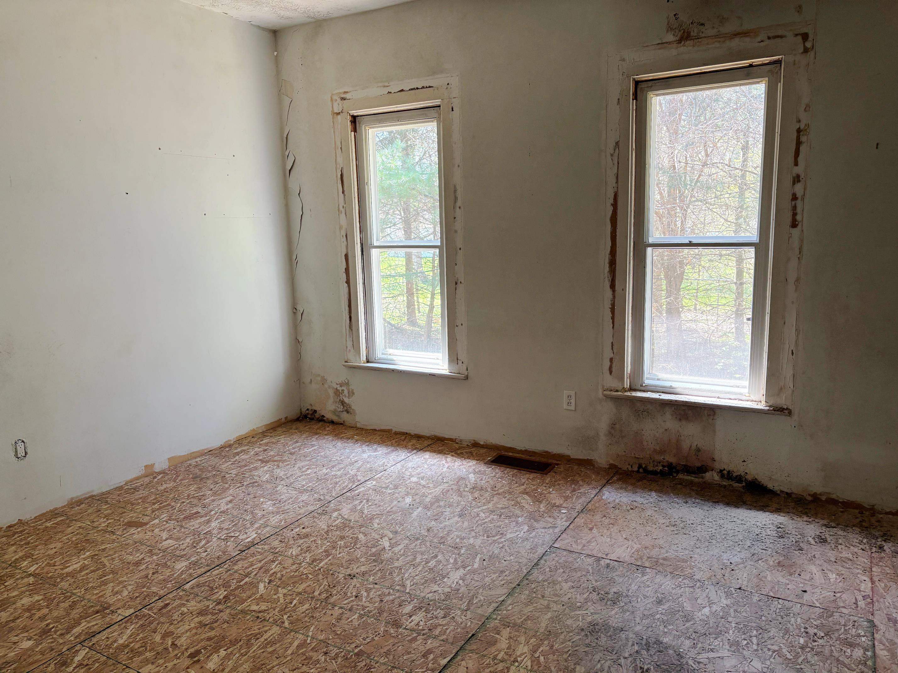 5038 East Vienna Road Clio, MI 48420 - Photo 5 of 12