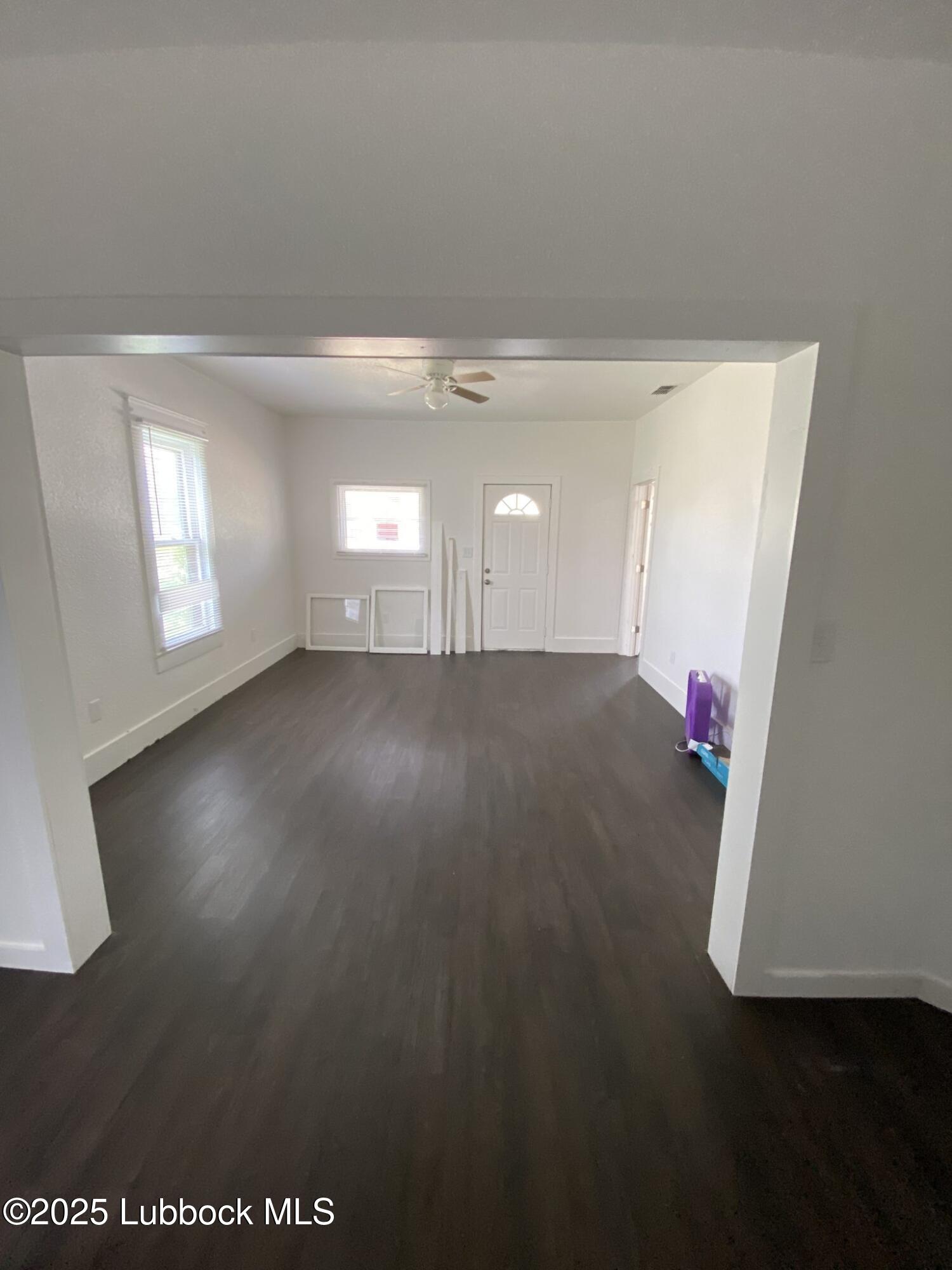 225 South 11th Street Slaton, TX 79364 - Photo 4 of 20 Dinning-Room-looking-at-East-Front-Door-