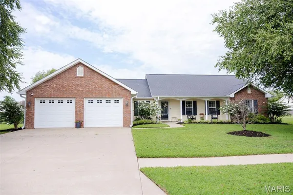 $305,000 | 1105 Tulip Trace, Sikeston, MO 63801