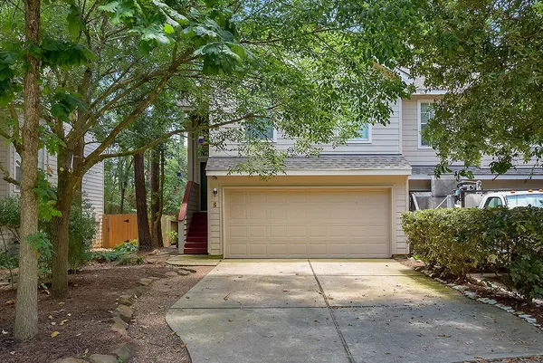 $1,800 | 7 Newberry Trail Court, The Woodlands, TX 77382