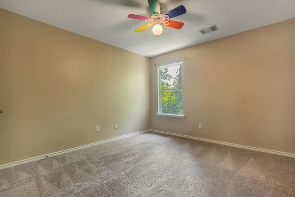 $1,800 | 7 Newberry Trail Court, The Woodlands, TX 77382