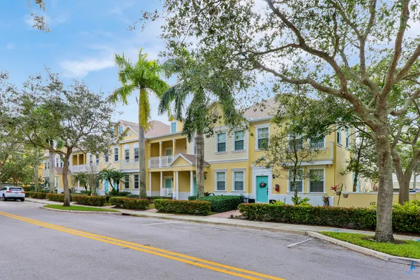 $499,000 | 118 Seagrape Drive, Unit 105, Jupiter, FL 33458