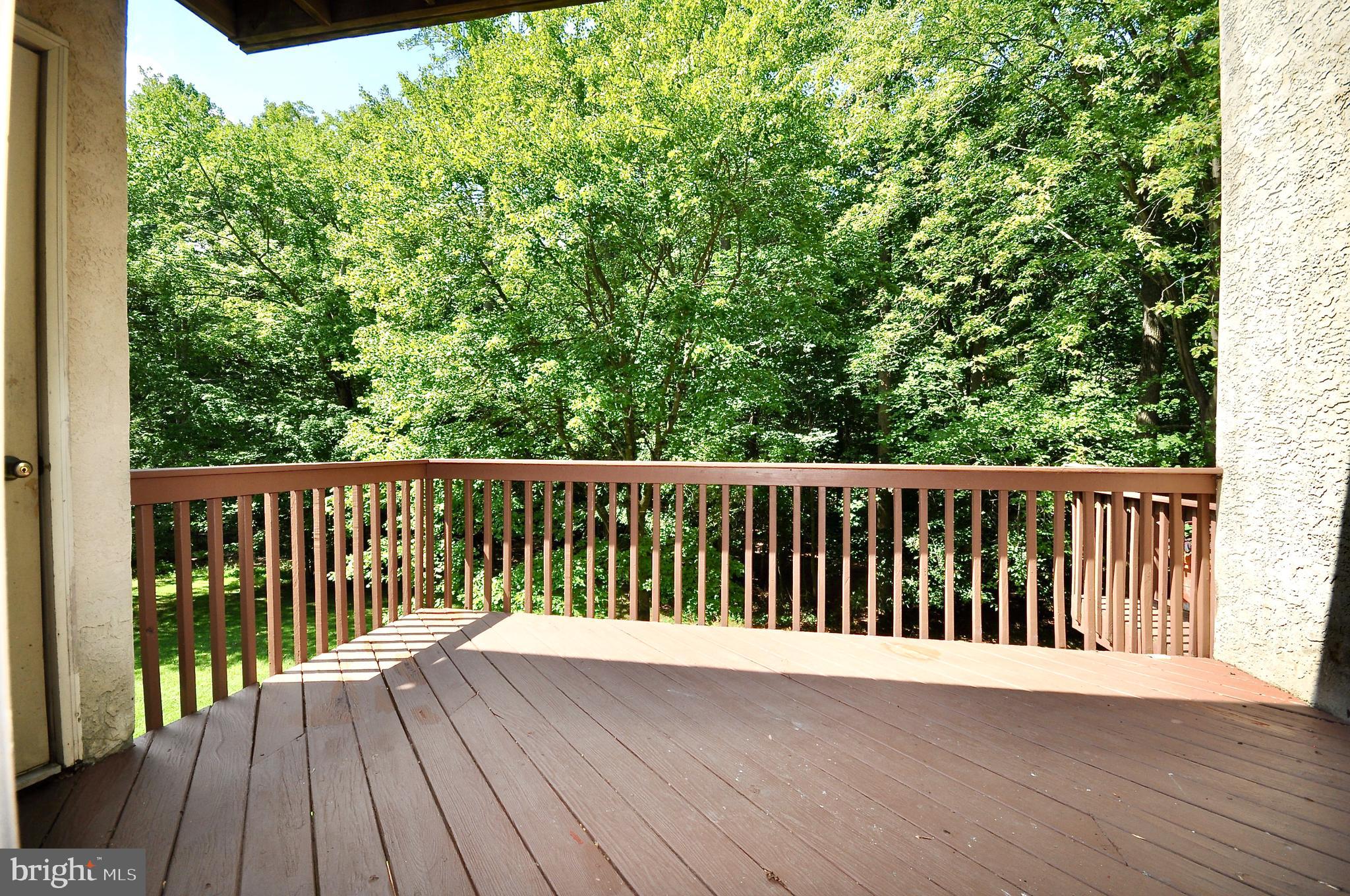517 Williamson Circle Media, PA 19063 - Photo 14 of 41 Dining room deck