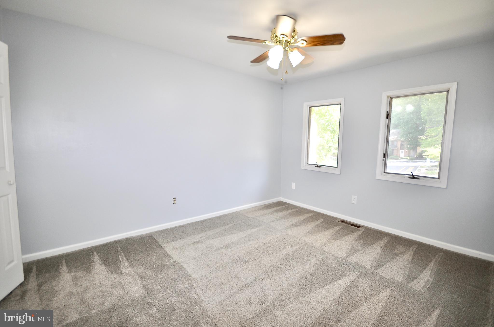 517 Williamson Circle Media, PA 19063 - Photo 17 of 41 Front bedroom