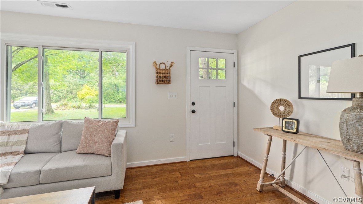 2236 Mountain View Road Powhatan, VA 23139 - Photo 6 of 44 Gallery Image 6