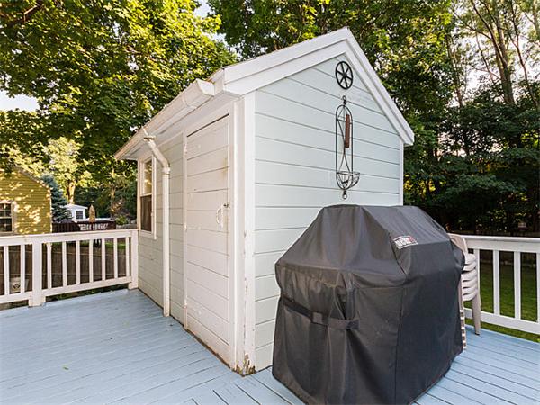 83 Farnum Road Waltham, MA 02453 - Photo 21 of 22 Gallery Image 21