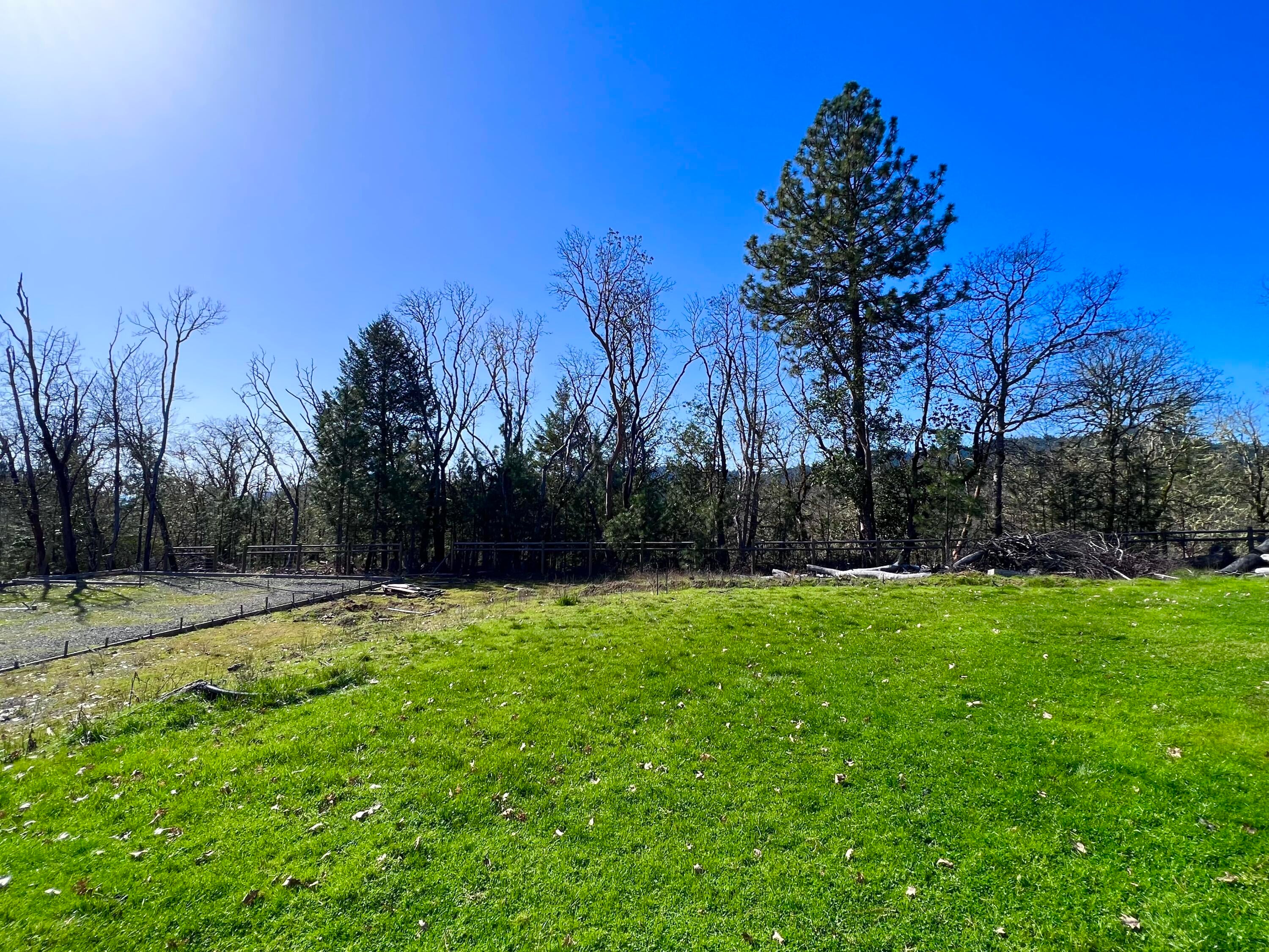 5525 Tunnel Loop Road Grants Pass, OR 97526 - Photo 48 of 65 41