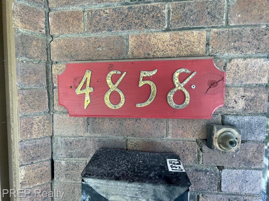 4858 Commonwealth Street, Unit FRONT Detroit, MI 48208 - Photo 2 of 9