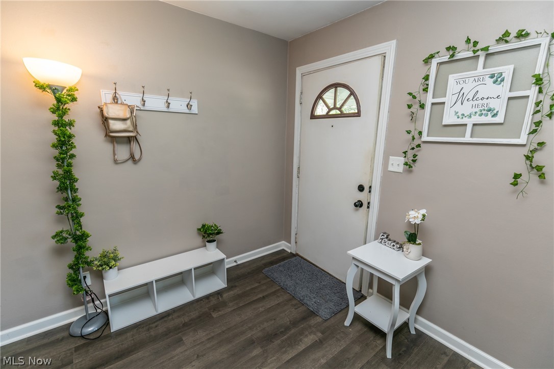3614 Mogadore Road Mogadore, OH 44260 - Photo 5 of 27 Gallery Image 5