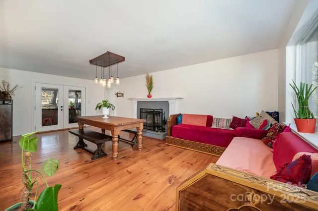 $450,000 | 7015 Lavern Street, Charlotte, NC 28215