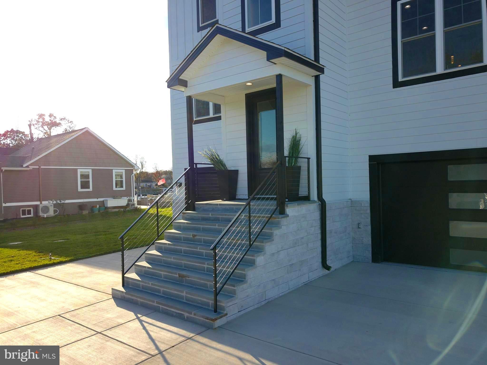 8082 Ventnor Road Pasadena, MD 21122 - Photo 14 of 74 Main Entrance