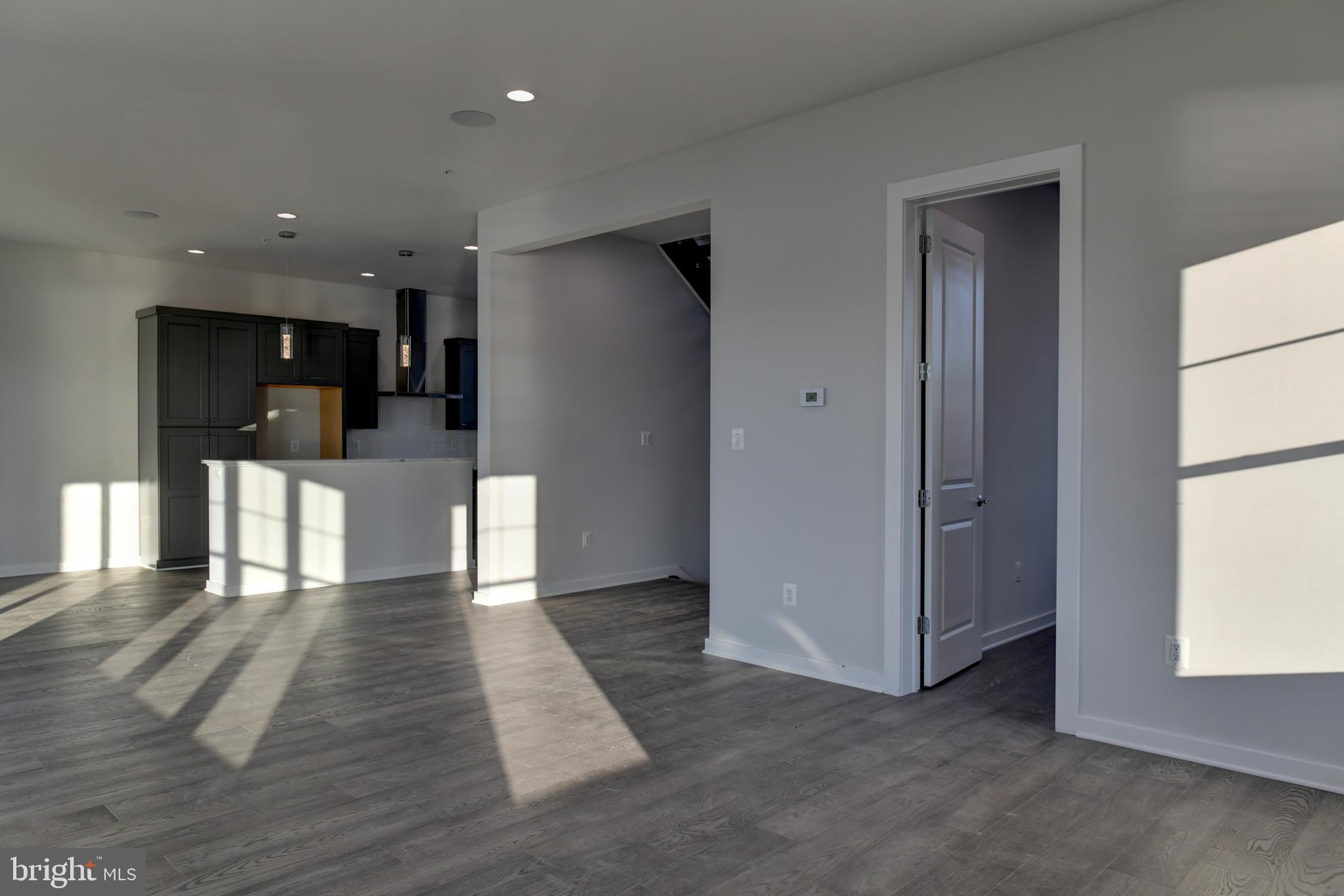8082 Ventnor Road Pasadena, MD 21122 - Photo 26 of 74 Family Room facing Kitchen