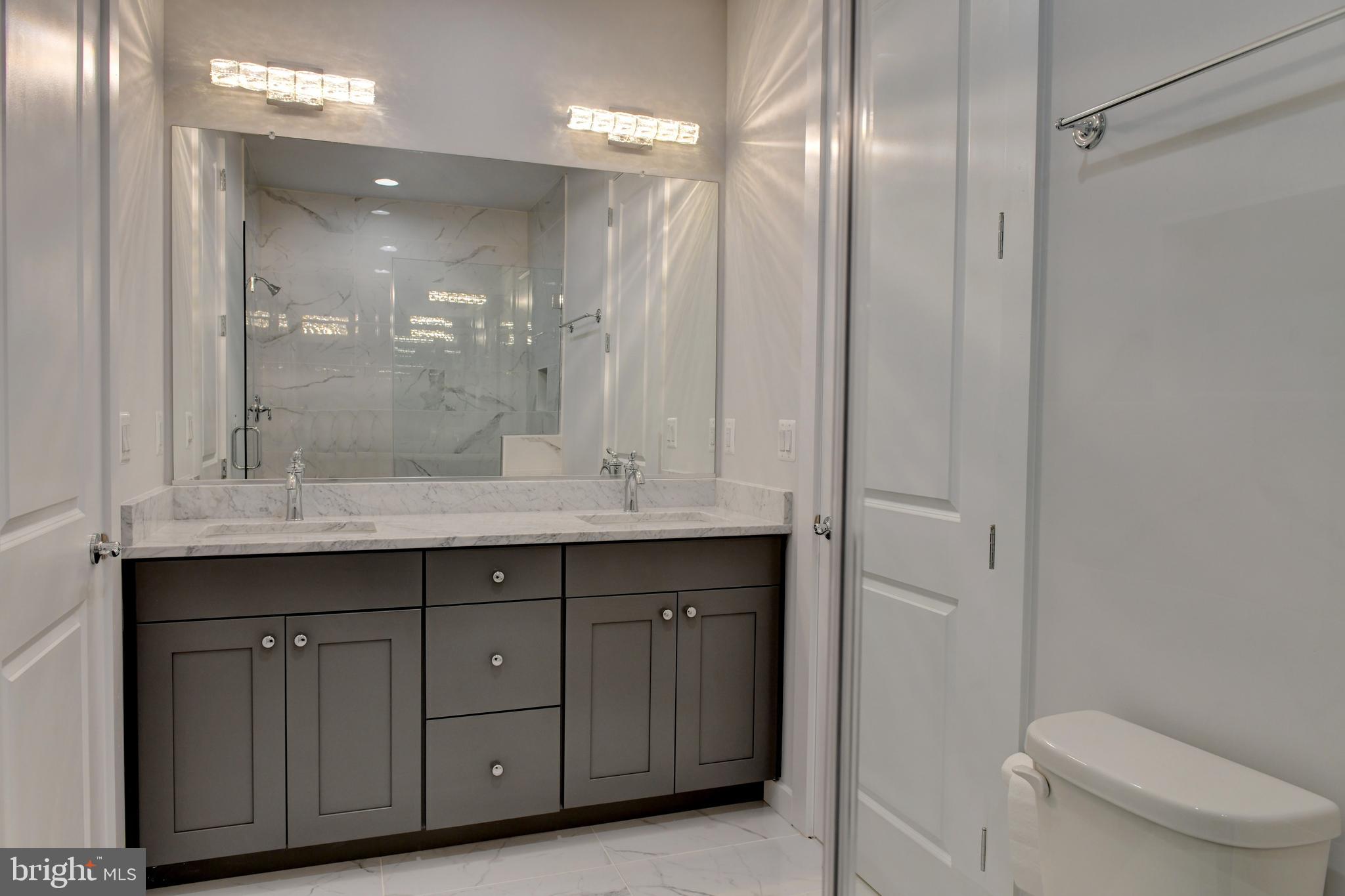 8082 Ventnor Road Pasadena, MD 21122 - Photo 52 of 74 2nd & 3rd Room Bathroom