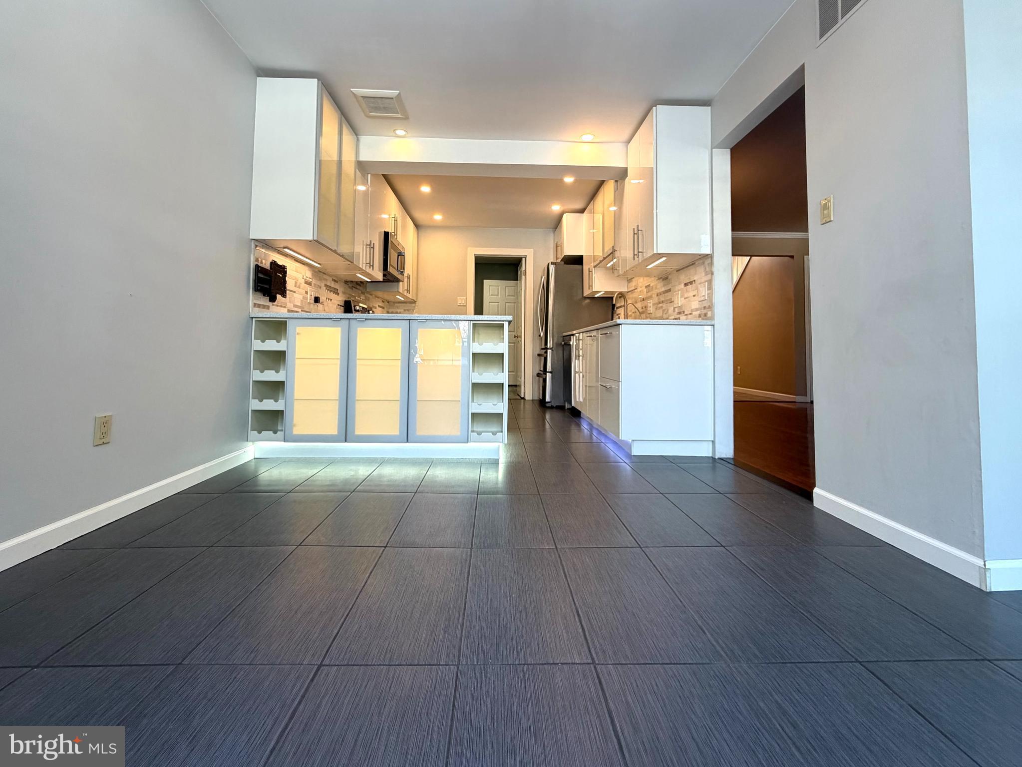 3 Kaylin Corner Chalfont, PA 18914 - Photo 6 of 27 a view of hallway with furniture and a kitchen