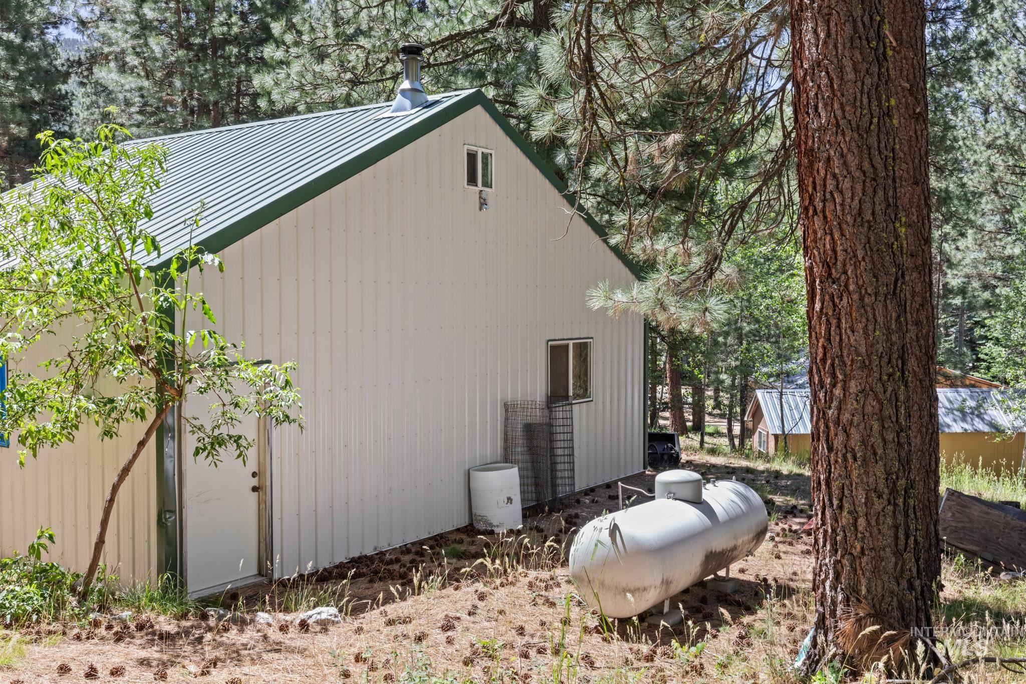18 Hida Way Lowman, ID 83637 - Photo 38 of 42