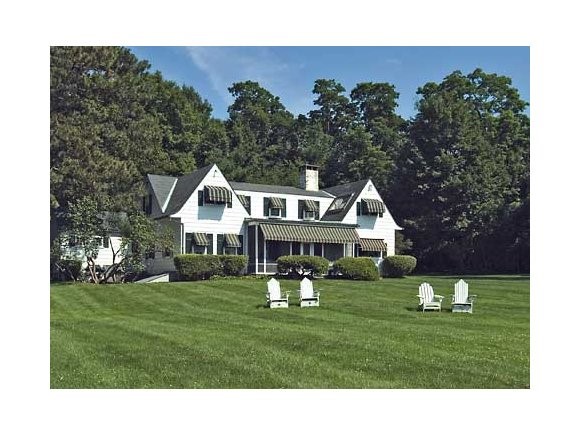 331 Beach Road Shelburne, VT 05482 - Photo 1 of 1 Gallery Image 1