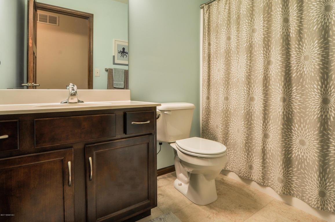 2626 Stacy Street Southeast Rochester, MN 55904 - Photo 11 of 19 Gallery Image 11