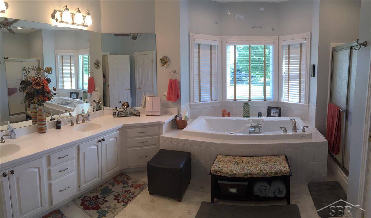 4496 Autumn Ridge Saginaw, MI 48603 - Photo 21 of 44 31301052-20.JPG