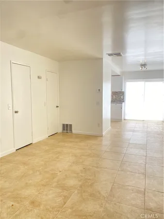 $1,900 | 12196 Carnation Lane, Unit B, Moreno Valley, CA 92557