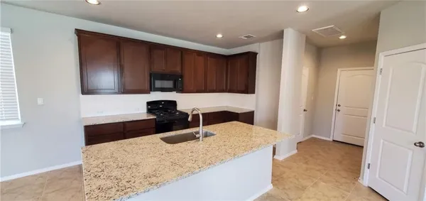 $349,000 | 163 Heather Glen Way, Maxwell, TX 78656