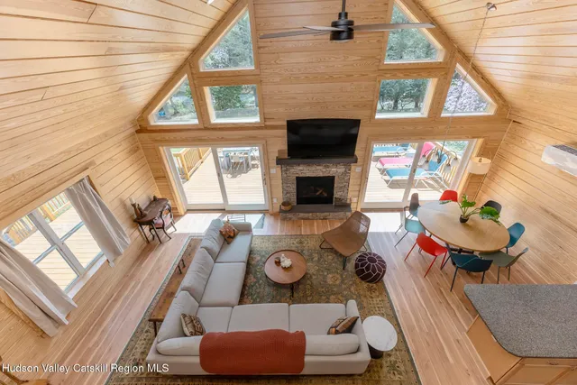 $1,200,000 | 2565 Highway 212, Woodstock, NY 12498