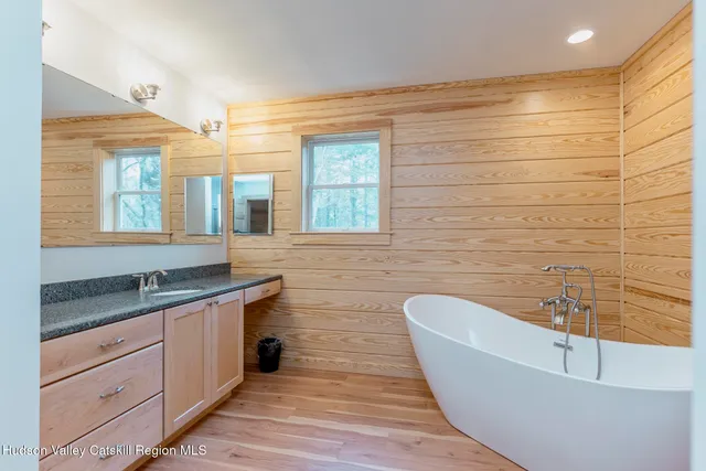 $1,200,000 | 2565 Highway 212, Woodstock, NY 12498