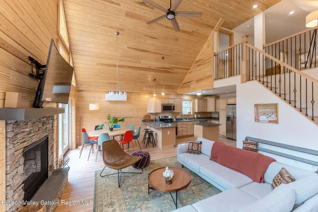 $1,200,000 | 2565 Highway 212, Woodstock, NY 12498