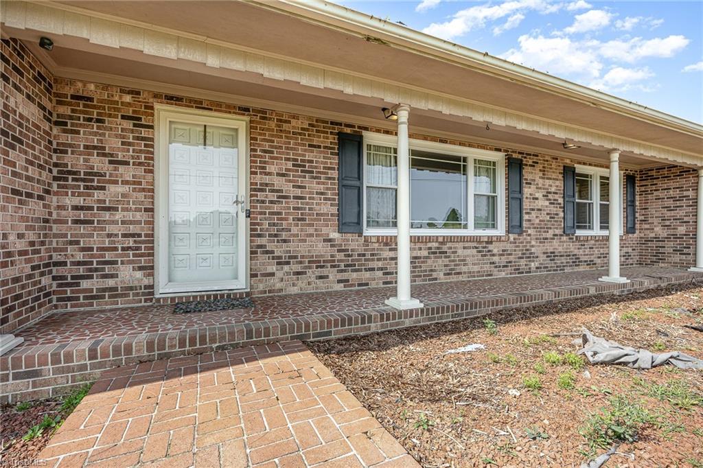 306 Pratt Road Dobson, NC 27017 - Photo 3 of 27