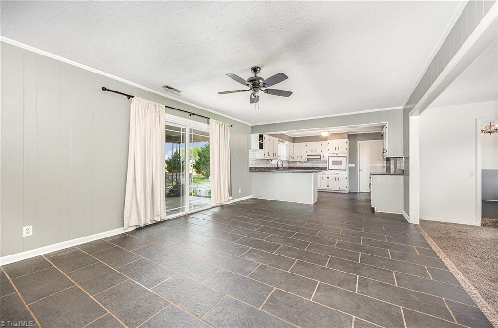 306 Pratt Road Dobson, NC 27017 - Photo 6 of 27