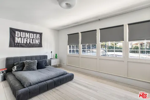 $2,395,000 | 19630 Rosita Street, Tarzana, CA 91356