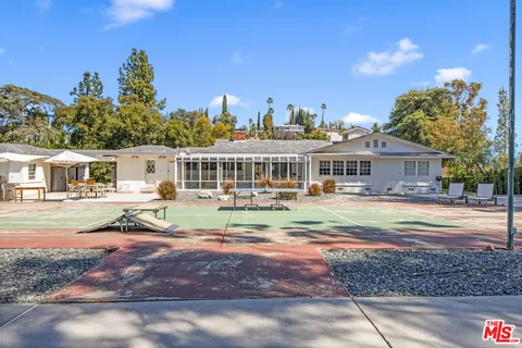 $2,395,000 | 19630 Rosita Street, Tarzana, CA 91356