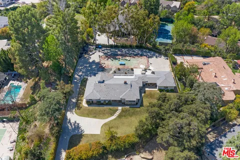 $2,395,000 | 19630 Rosita Street, Tarzana, CA 91356