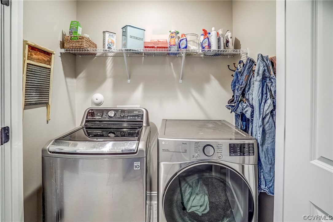 709 West Vaughan Road Ashland, VA 23005 - Photo 45 of 50 a close view of a stove top oven and cabinets