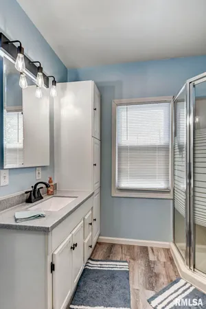 $175,000 | 230 Elm Street, Kincaid, IL 62540