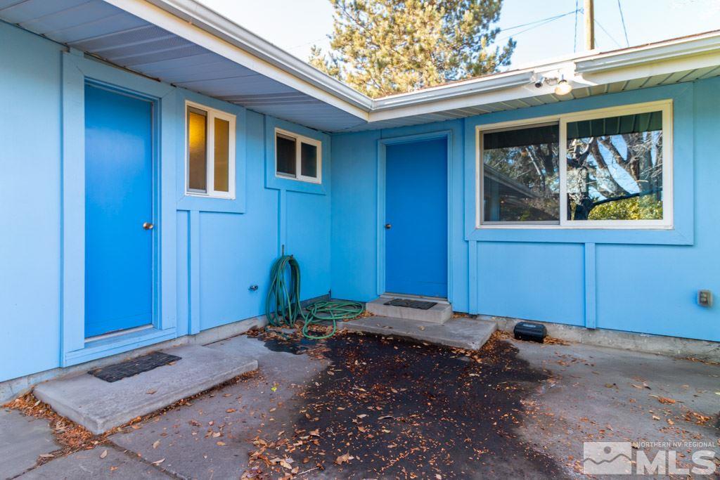 1355 Tacoma Way Reno, NV 89509 - Photo 4 of 22 a front view of a house