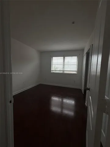 a view of empty room with window