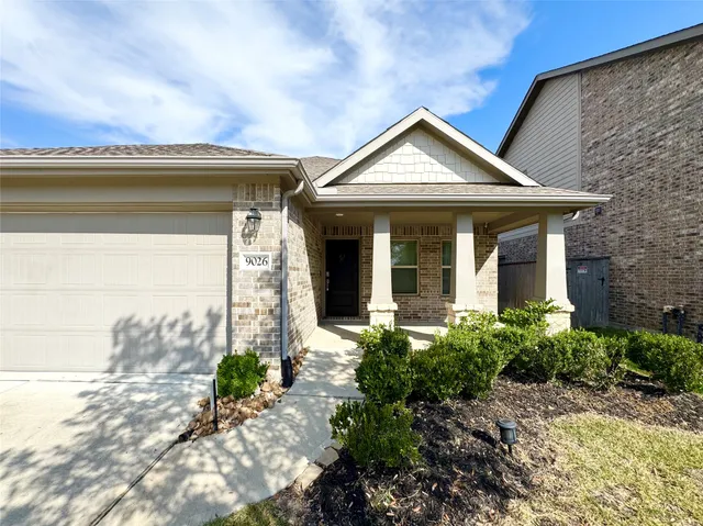 $2,100 | 9026 Beacon Mill Drive, Cypress, TX 77433