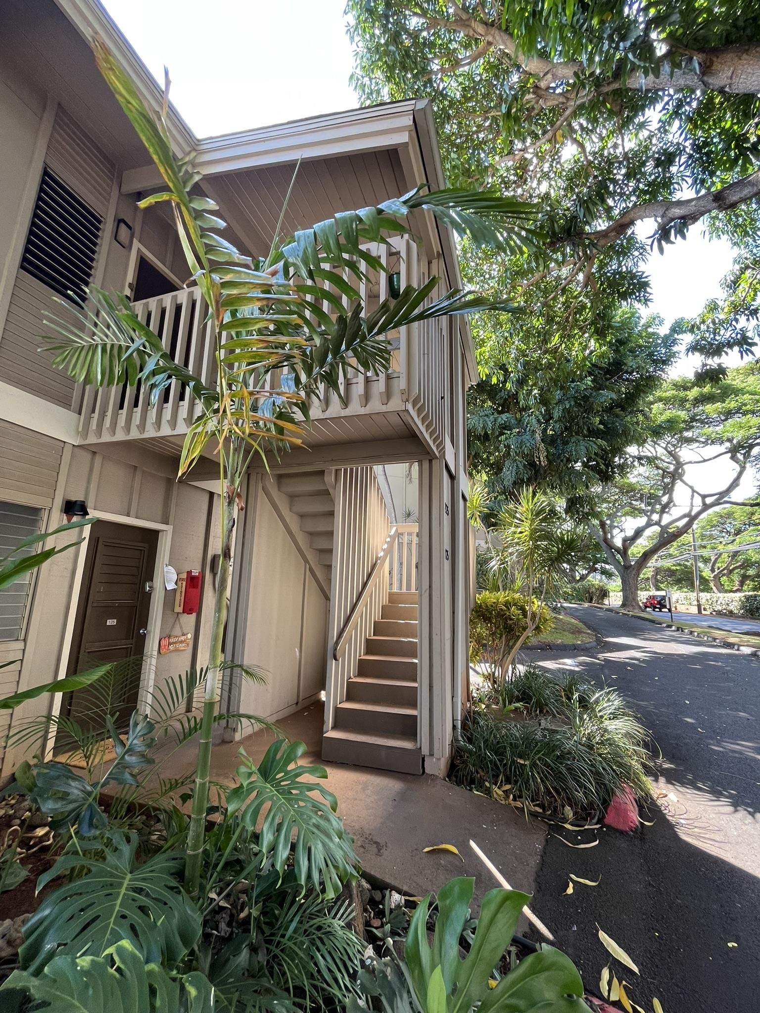 4435 Lower Honoapiilani Road, Unit 225 Lahaina, HI 96761 - Photo 31 of 35 a view of outdoor space and deck