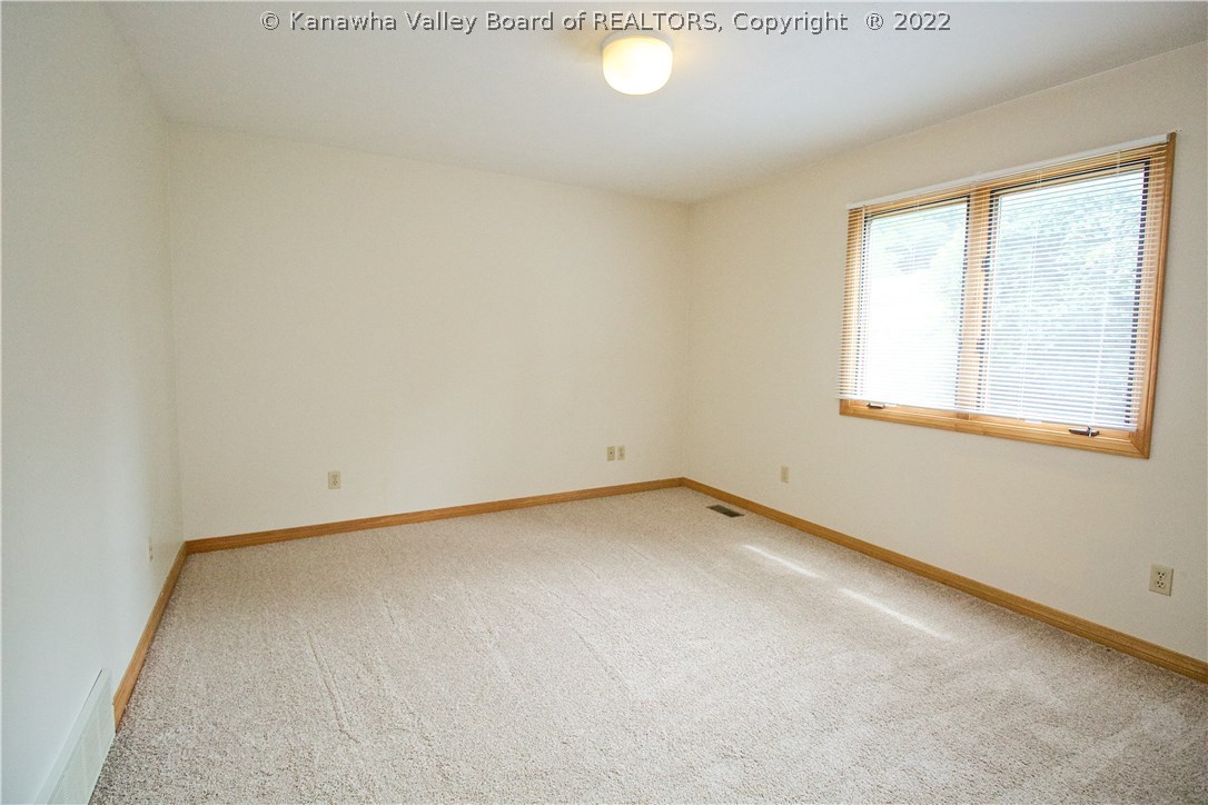 2900 Dry Ridge Road St. Albans, WV 25177 - Photo 19 of 39 Gallery Image 19