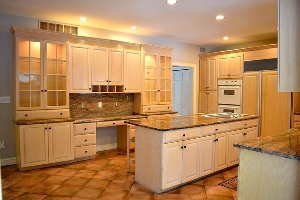 10 Warren Road Dedham, MA 02026 - Photo 14 of 25 Gallery Image 14