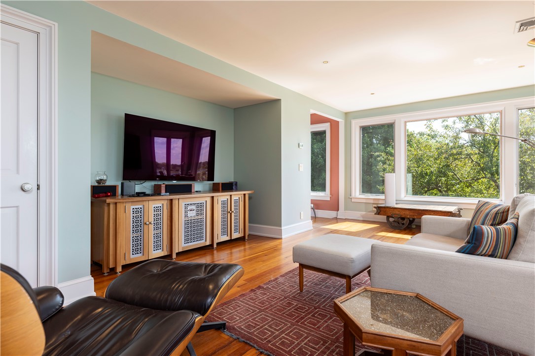 43 Avondale Road Westerly, RI 02891 - Photo 35 of 49