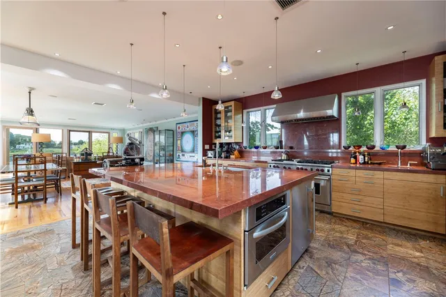 $4,950,000 | 43 Avondale Road, Westerly, RI 02891